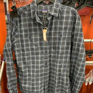 Patagonia Mens Button Down NEW WITH TAGS